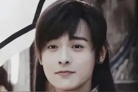 他毁了吴邪、又把段誉演成傻子，同样被力捧，却远不如好兄弟肖战图片