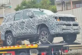 新车 | 新款BJ90？疑似北京越野新SUV谍照曝光，身形酷似坦克500图片