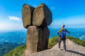从石猪山横穿至冷瓮顶，尽情饱览广东最壮观奇石群图片