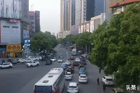 @岳阳市民   公交、客运、出租车，你想知道的出行信息都在这图片