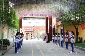 浓情重阳节、感恩传承话发展——南阳市第十七小学重阳节感恩教育精彩纷呈图片