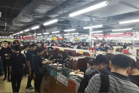 为什么华强北档口老板不在闲鱼、转转上卖手机？图片