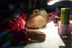 “妈妈我好累，能睡会吗？就1分钟”，9岁女儿睡着，再也没醒来图片