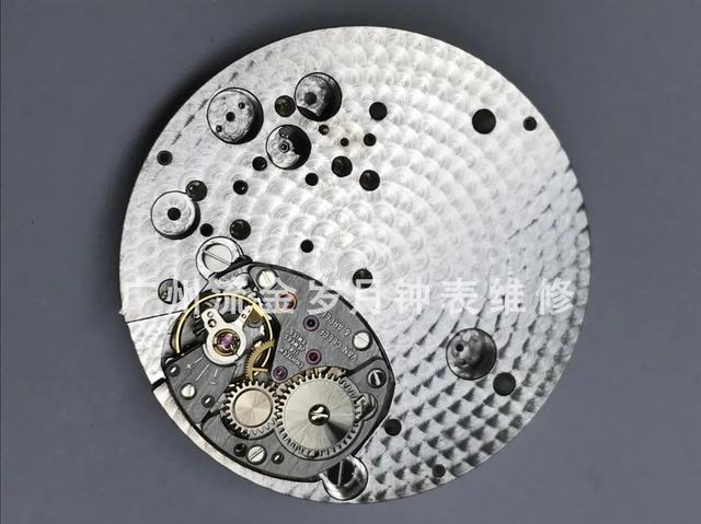 揭秘满钻情人桥，如何拯救跑偏的男同学