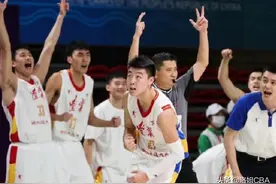 CBA三消息：辽宁组成鲈鱼组合，王泉泽恢复训练，邬挺嘉惨遭弃用图片