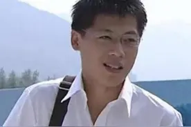 “谢永强”贺树峰：15年演一部戏，38岁娶小12岁娇妻，开串店被告图片
