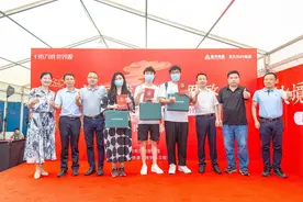 “交房即办证”全面实施 汉阳迎来武汉市首例图片