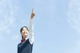 小说：豪门同父异母两兄弟为家产暗中较劲，就连女人都看上同一个图片