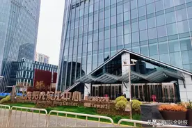 手握千万还得被“鄙视”？售楼处花式劝退购房者图片