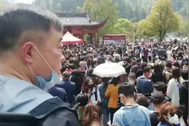 黄山游客“限流”，评论之前，请先回归常识图片