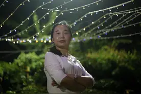 陪读妈妈辗转两地照顾女儿，3年跑了54000公里，可绕地球一圈图片