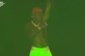 美国知名说唱歌手因歧视同性恋言论引发轩然大波图片