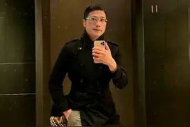 又一“顶流”崩塌：学历是买的，采访费20万图片