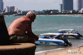 泰国长居签证出新规：养老签需持有300万铢新冠保险图片