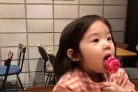 表情包：肚子胖胖，生活旺旺图片