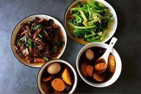母子俩的极简午餐：2道菜配红薯甜汤，不剩菜不浪费，好吃又舒服图片