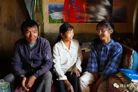 励志！祥云一个女孩家贫志坚，用学习改变未来图片