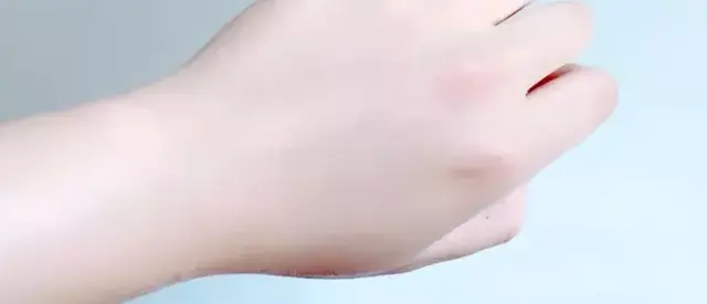 身体乳有点油怎么办