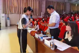 学生化身老板把桔子卖给校长、课堂大胆质疑 陕师大奥林匹克花园学校学生自主课堂燃爆了图片