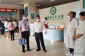 云城区政府主要领导深入一线督导检查中秋、国庆节前疫情防控和安全生产工作图片