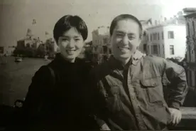 张艺谋撩妹往事图片