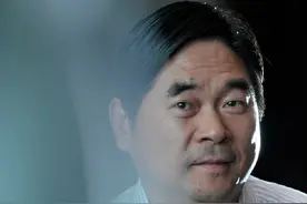 王振华案律师费高达千万，律师：我拿多少万跟案件有什么关系？他喜欢嫖宿年轻漂亮女性，但不碰16岁以下少女图片