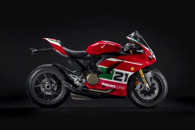 杜卡迪推出Panigale V2特别版，纪念“最强油漆工”夺冠20周年