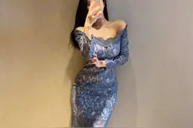 小说：我和村花每晚偷偷聊天，以为只自己睡不着，不料她因我失眠图片
