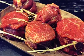 “化肉水果”您听说过吗？牛肉+菠萝，迅速变肉酱图片