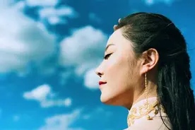 乌兰娜全新单曲《草原的孩子》发行 献给永远的乌兰牧骑图片