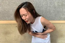 高中妹突爆腹痛都是血：没坏坏过　医一问结果妈吓坏图片