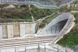 新里程｜成贵高铁高坡隧道：7944米 战胜软岩大变形视频封面