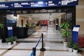 前三天预约全满了！上海图书馆今起部分开馆，全面恢复开馆前免除外借逾期费图片