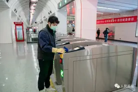 疫情之下，记录正在“复苏”的北京——出行篇图片