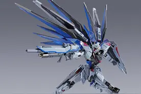 万代高端模型METAL BUILD推新品 自由高达酷炫极致登场图片