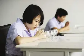 想要准确辨别酱香酒，通过闻香可以辨别吗？图片