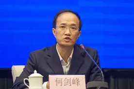 广东“福尔摩斯”排查出绿松石小酒馆，欢迎双语人才参与流调图片