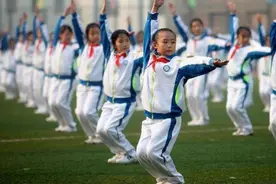 南宁：体育中考改为广播体操，不计入总成绩图片