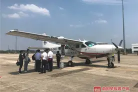 玉林福绵机场首架飞机试飞成功图片