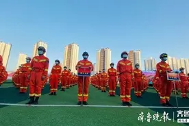 尖兵对决！山东消防执勤岗位练兵比武竞赛在烟台拉开帷幕图片