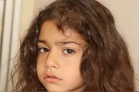 可可爱爱却有六块腹肌！这个6岁的小朋友，简直现实版人猿泰山图片