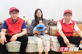 中建五局三公司安装分公司工会慰问海外抗疫员工子女图片