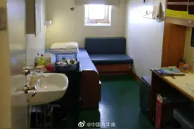海上漂流358天图片