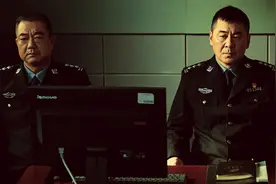 流量时代，更能品出中年《三叉戟》的好丨娱论图片