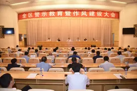 芝罘区委书记杨升岩：打造出审批事项少、时限短、效率高的营商环境图片