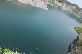 好兄弟的分享，矿坑告诉你什么叫水清也有鱼图片