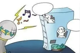 老人半夜在家唱K，整宿整宿地唱，连唱一个月！居民快疯了，因为啥啊……图片