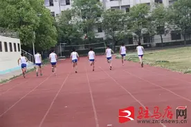 平舆县第一高级中学2020年高考体育创佳绩图片
