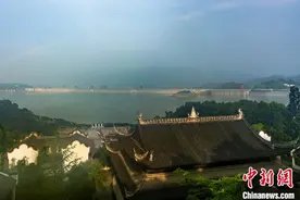 湖北秭归县开启“屈原文化旅游周”系列活动图片