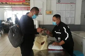 青岛往来的顺丰快件正常运营，快递过程历经三次消杀图片